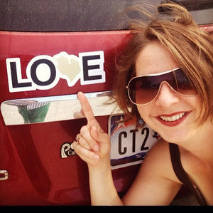 Meet your Posher, Leslie